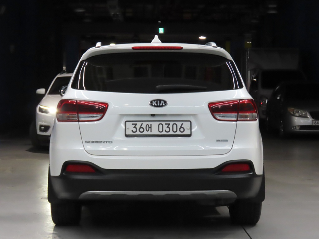 KIA SORENTO photo 3