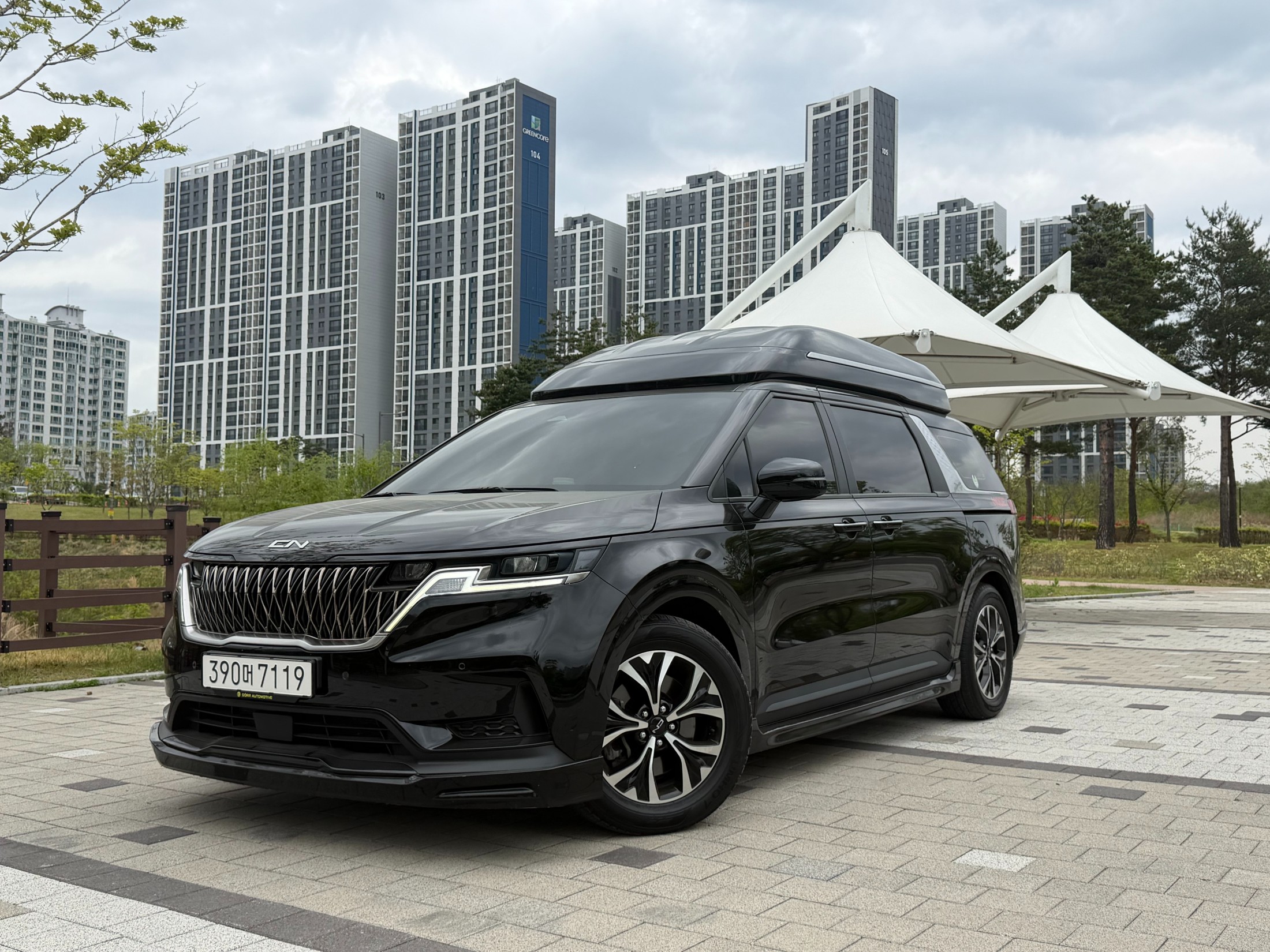 KIA CARNIVAL