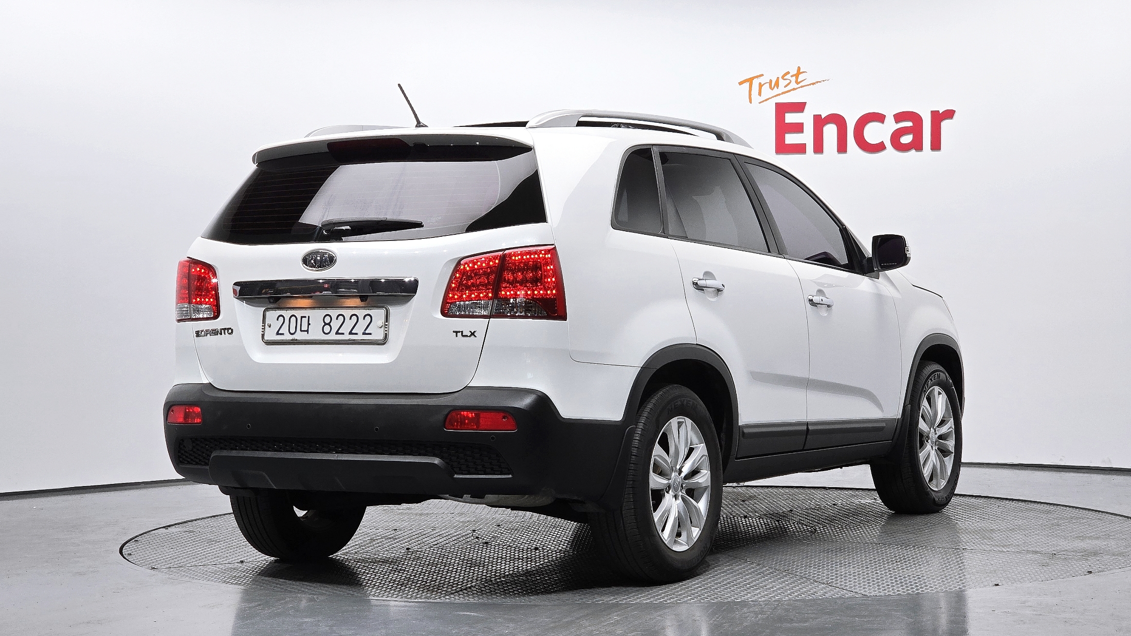 KIA SORENTO photo 2