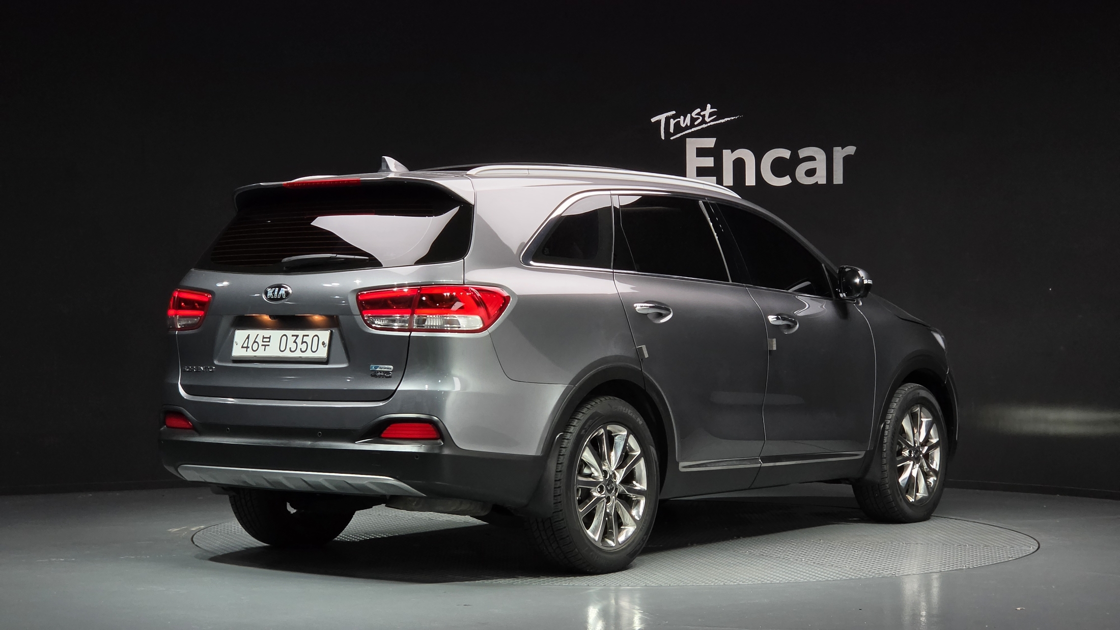 KIA SORENTO photo 2