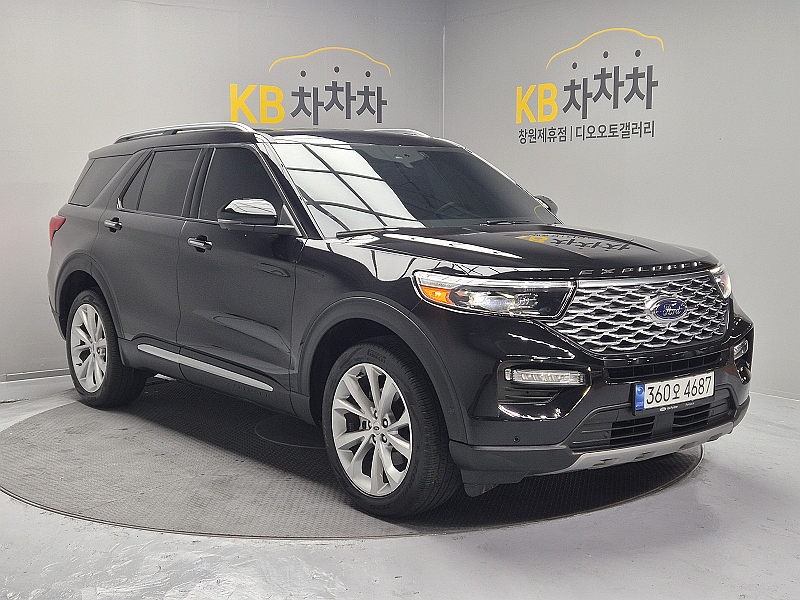 FORD EXPLORER photo 3