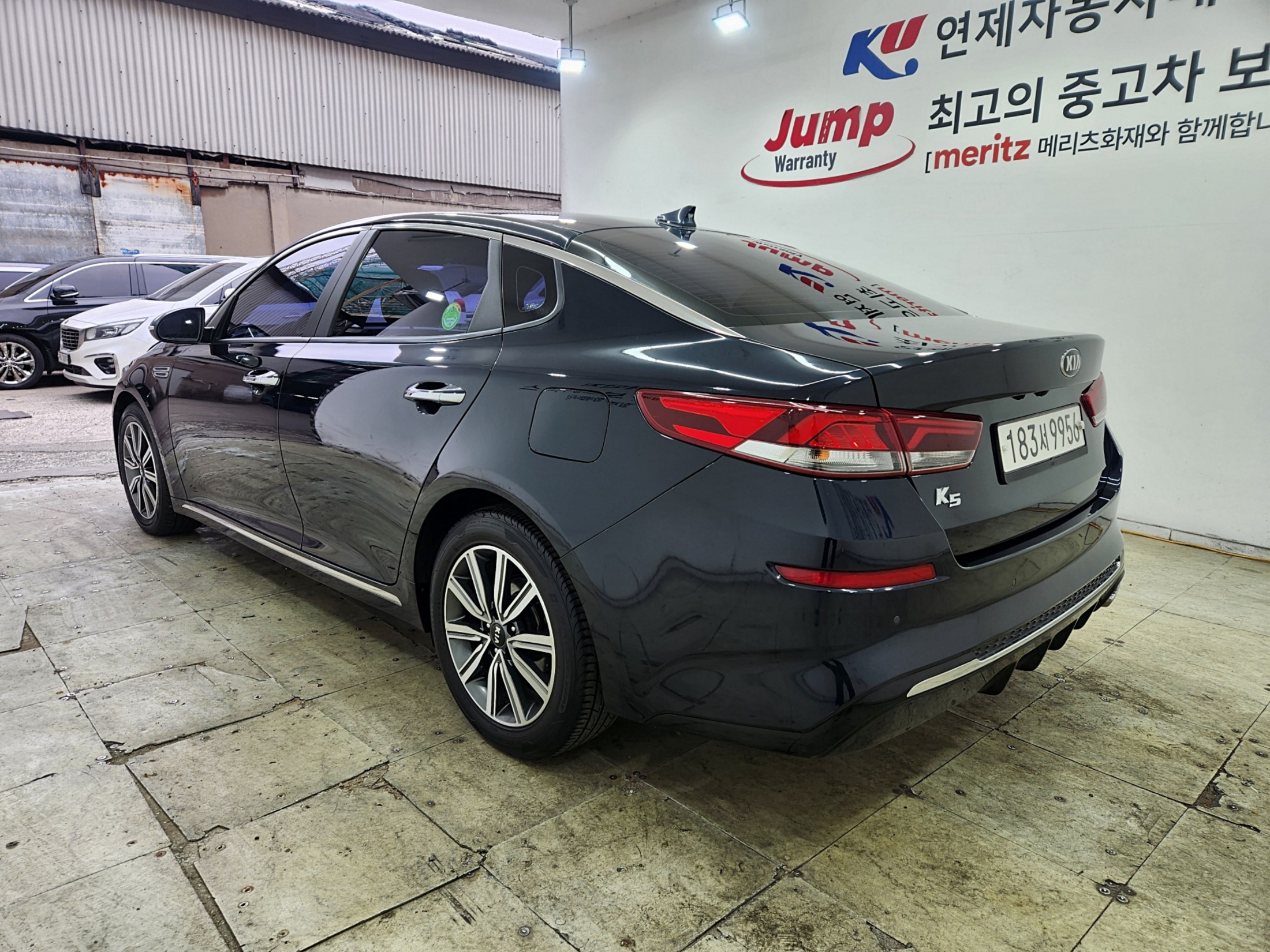 KIA K5 photo 2