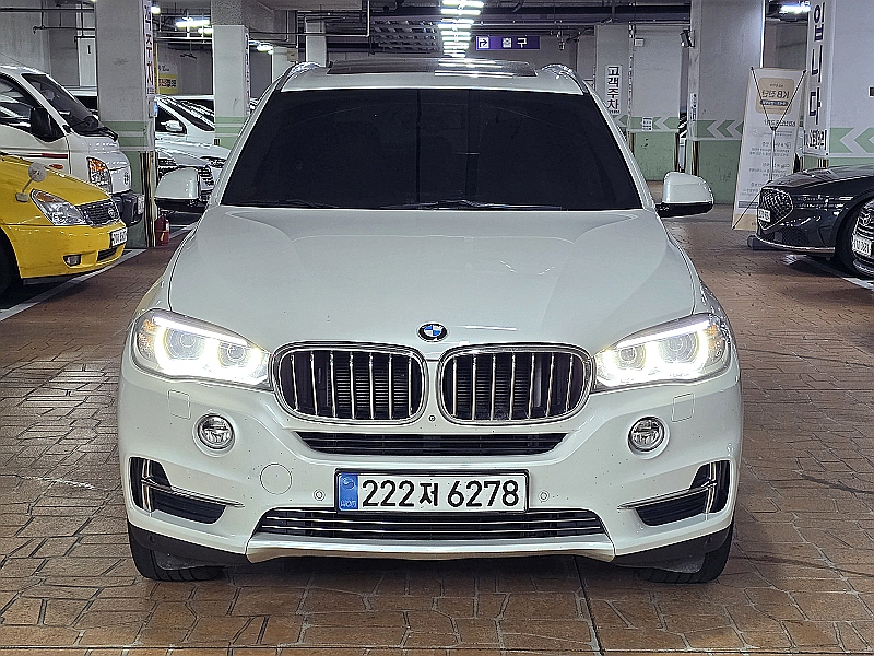 BMW X5 photo 2