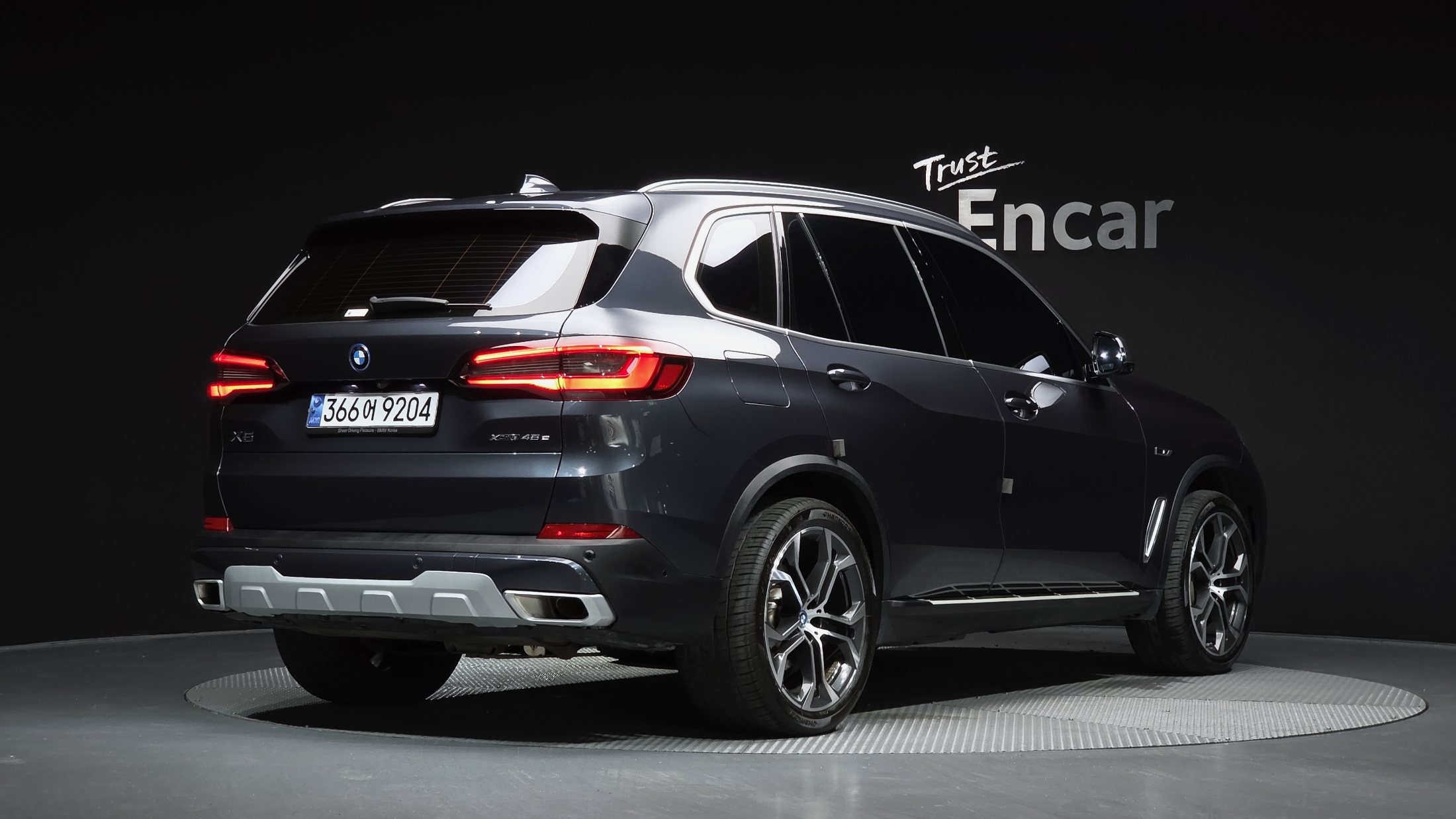 BMW X5 photo 2