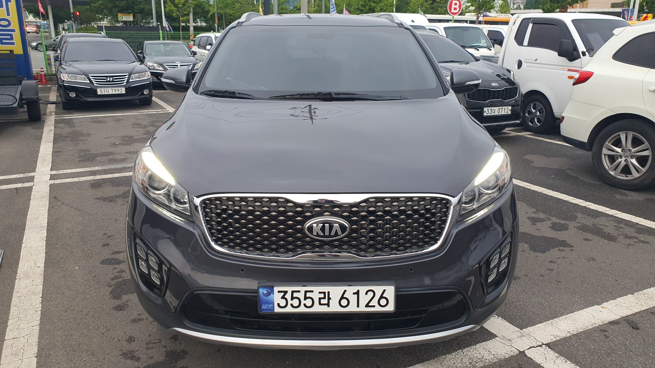 KIA SORENTO photo 3