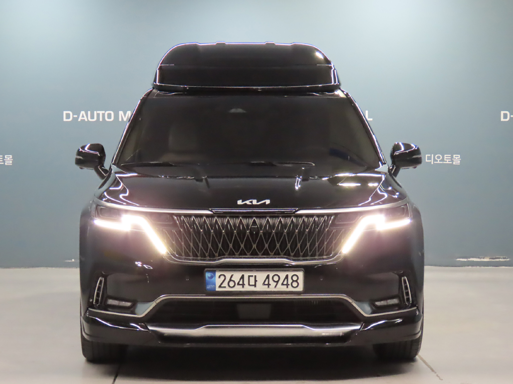 KIA CARNIVAL photo 2