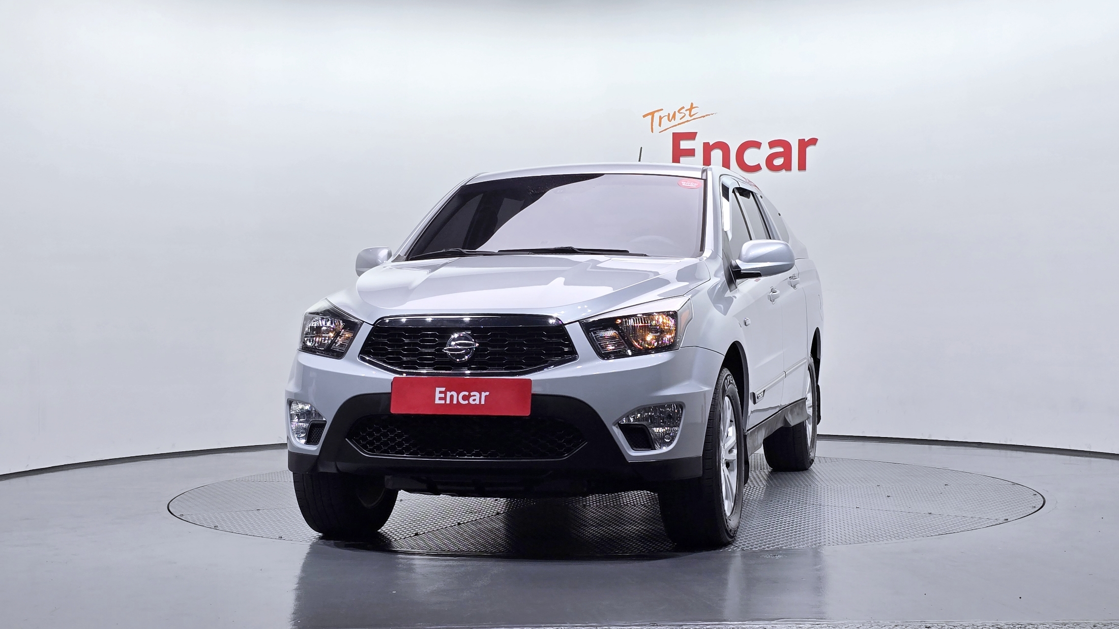 SSANGYONG KORANDO photo 3