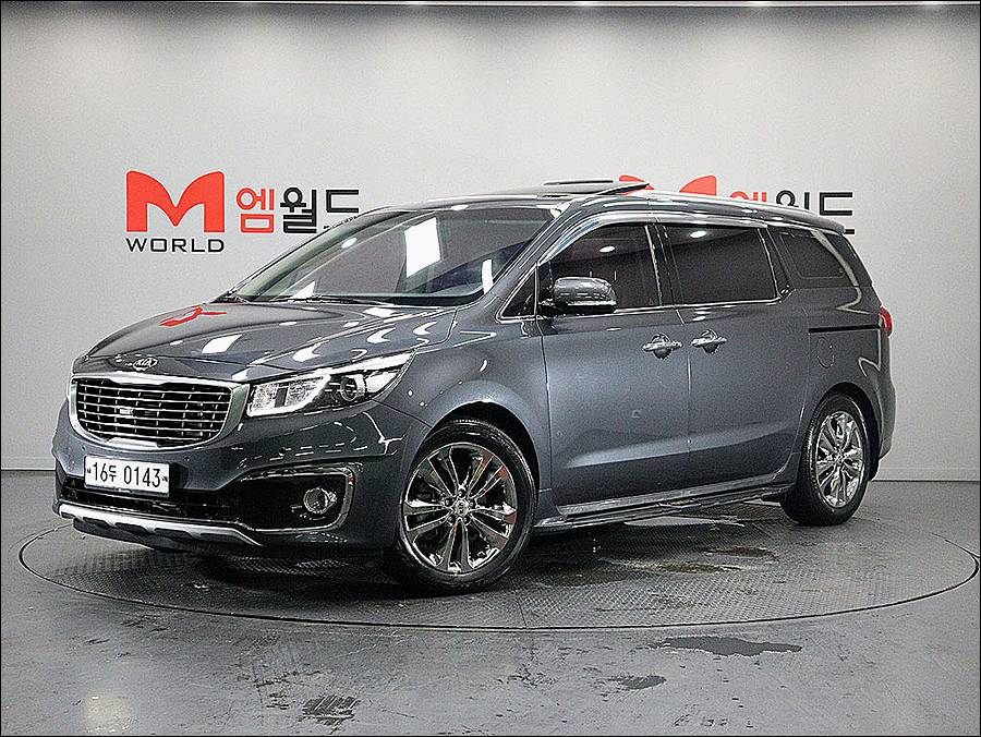 KIA CARNIVAL