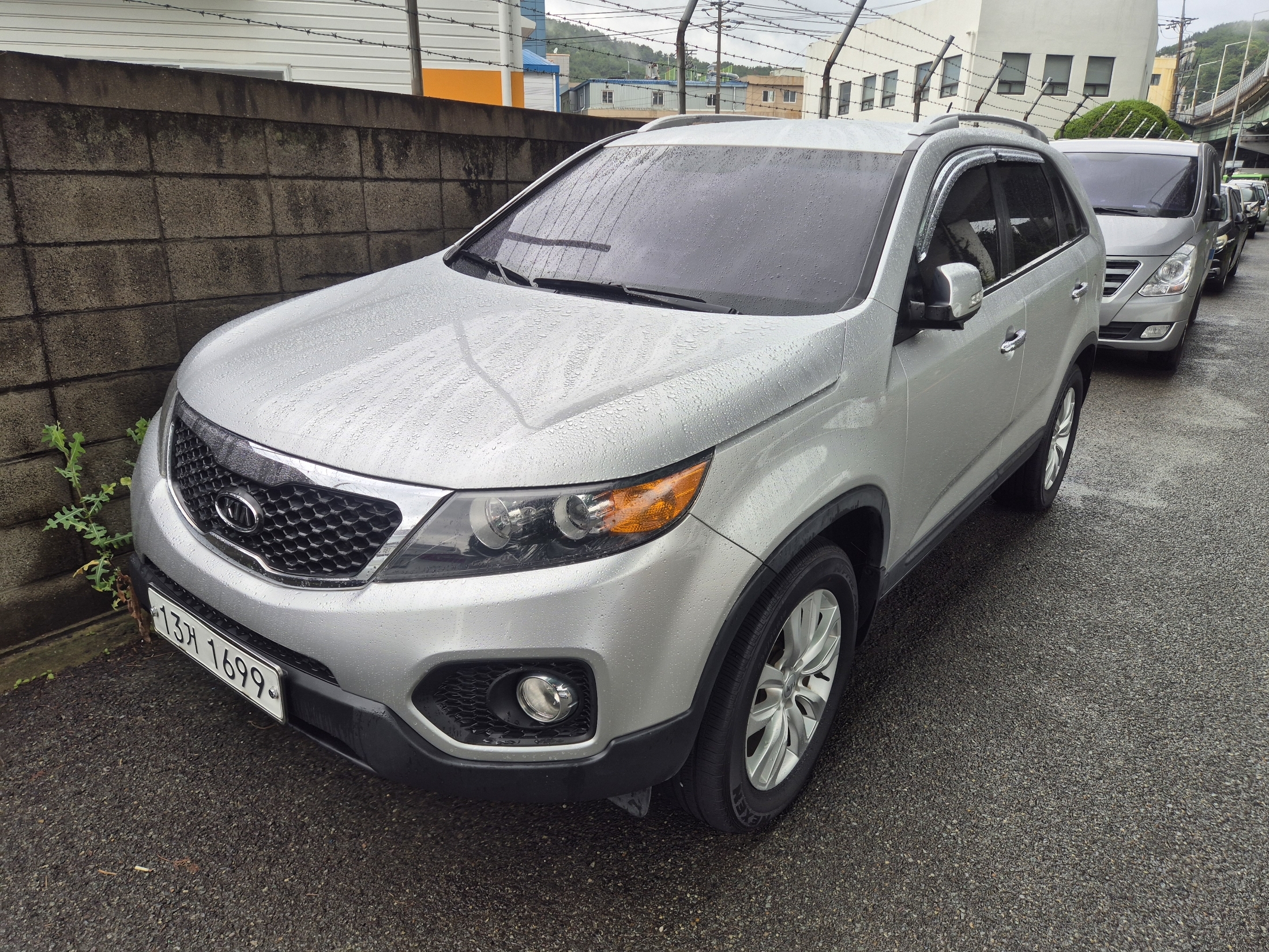 KIA SORENTO photo 2