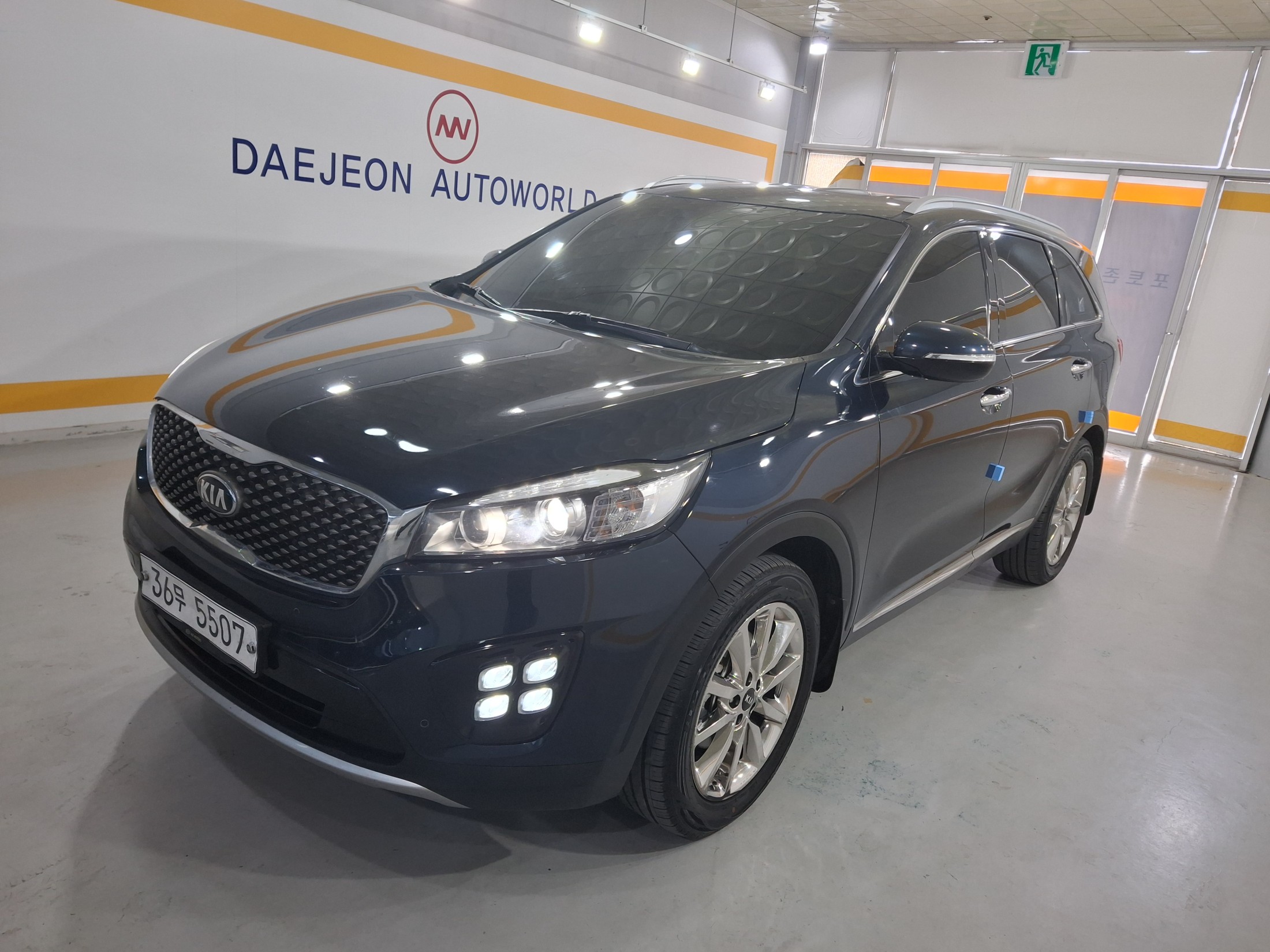 KIA SORENTO photo 3