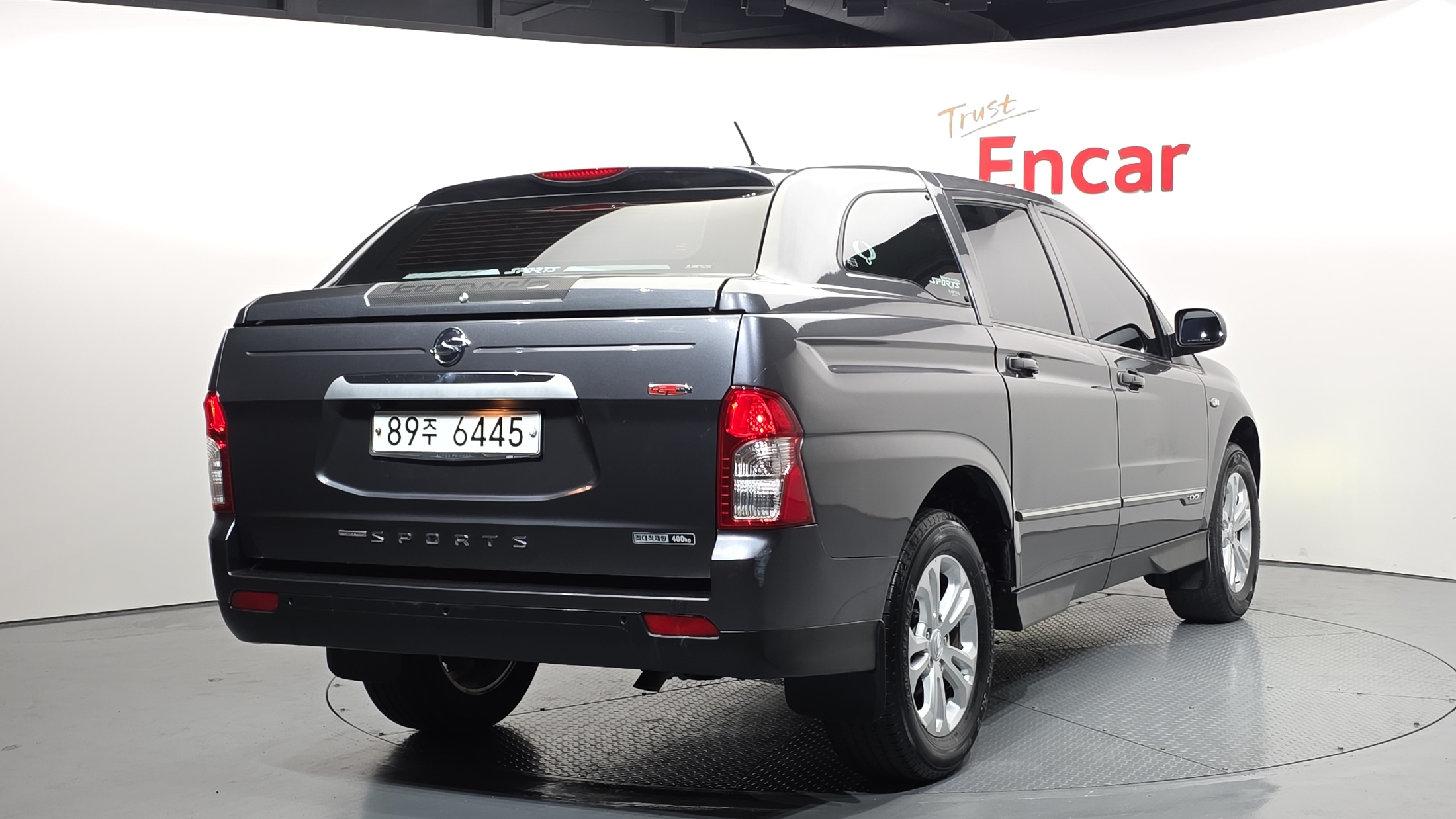 SSANGYONG KORANDO photo 2
