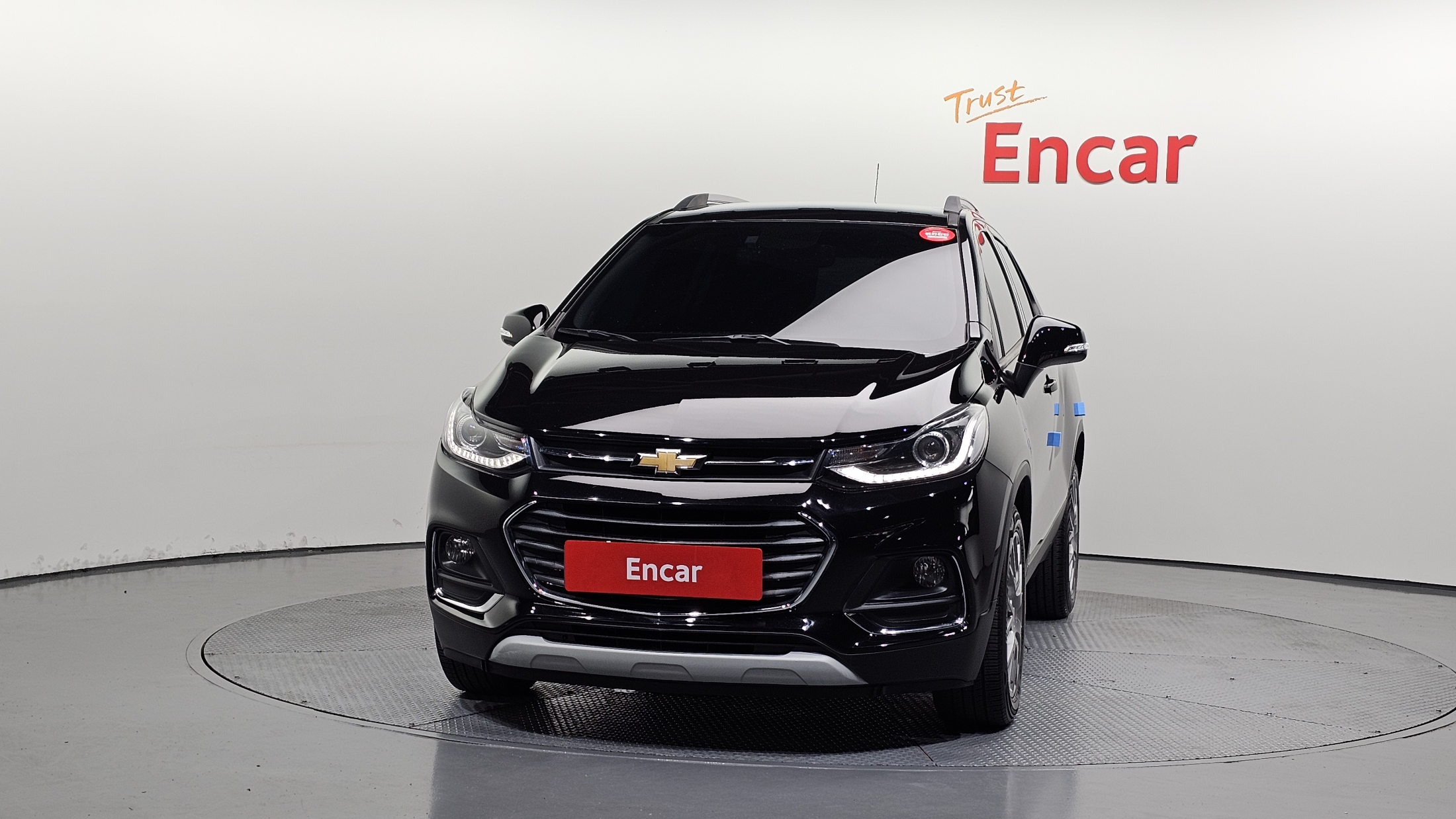 CHEVROLET TRAX photo 3