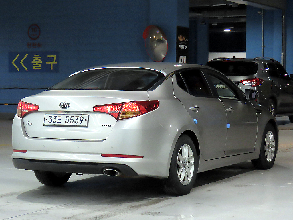 KIA K5 photo 2