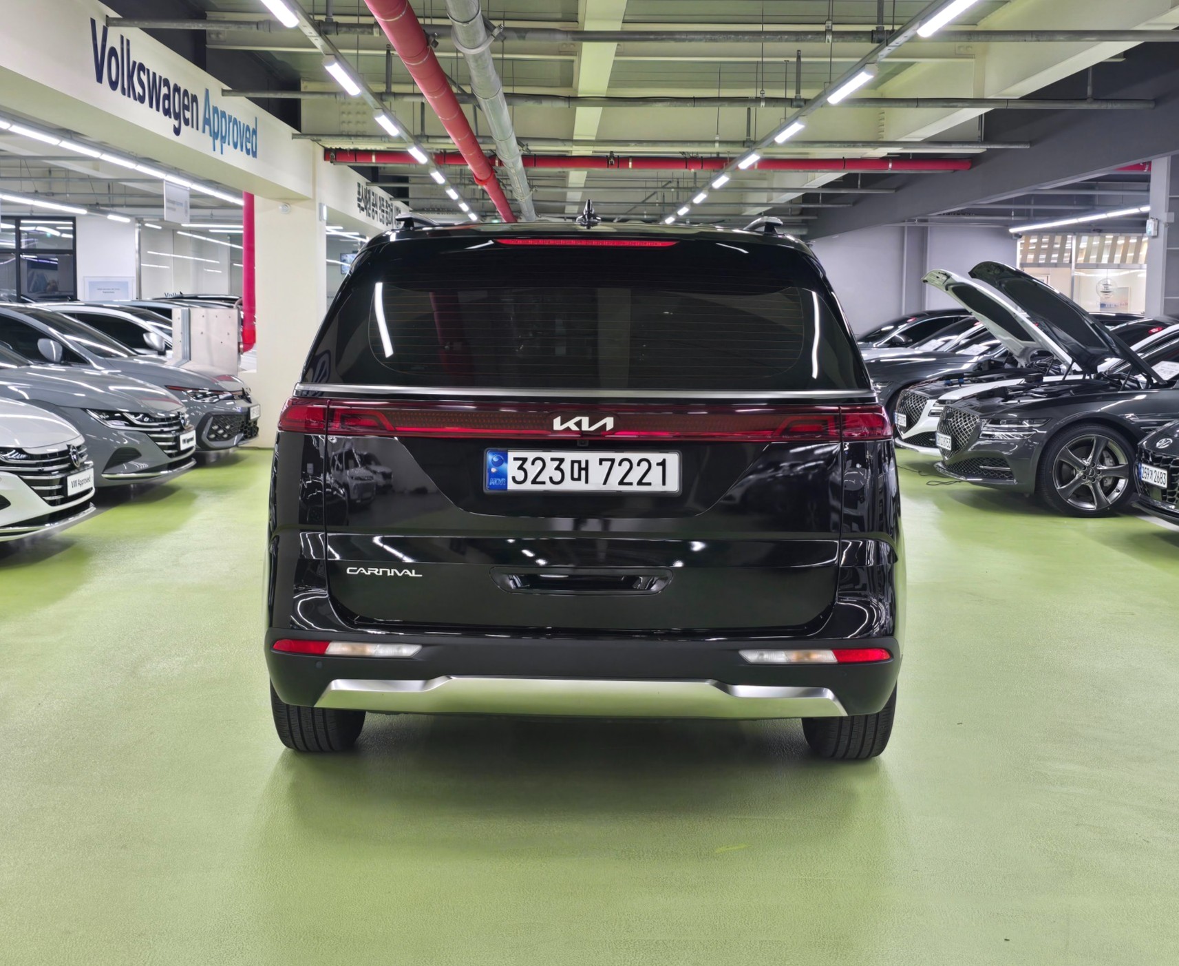 Mazda Bongo rear view