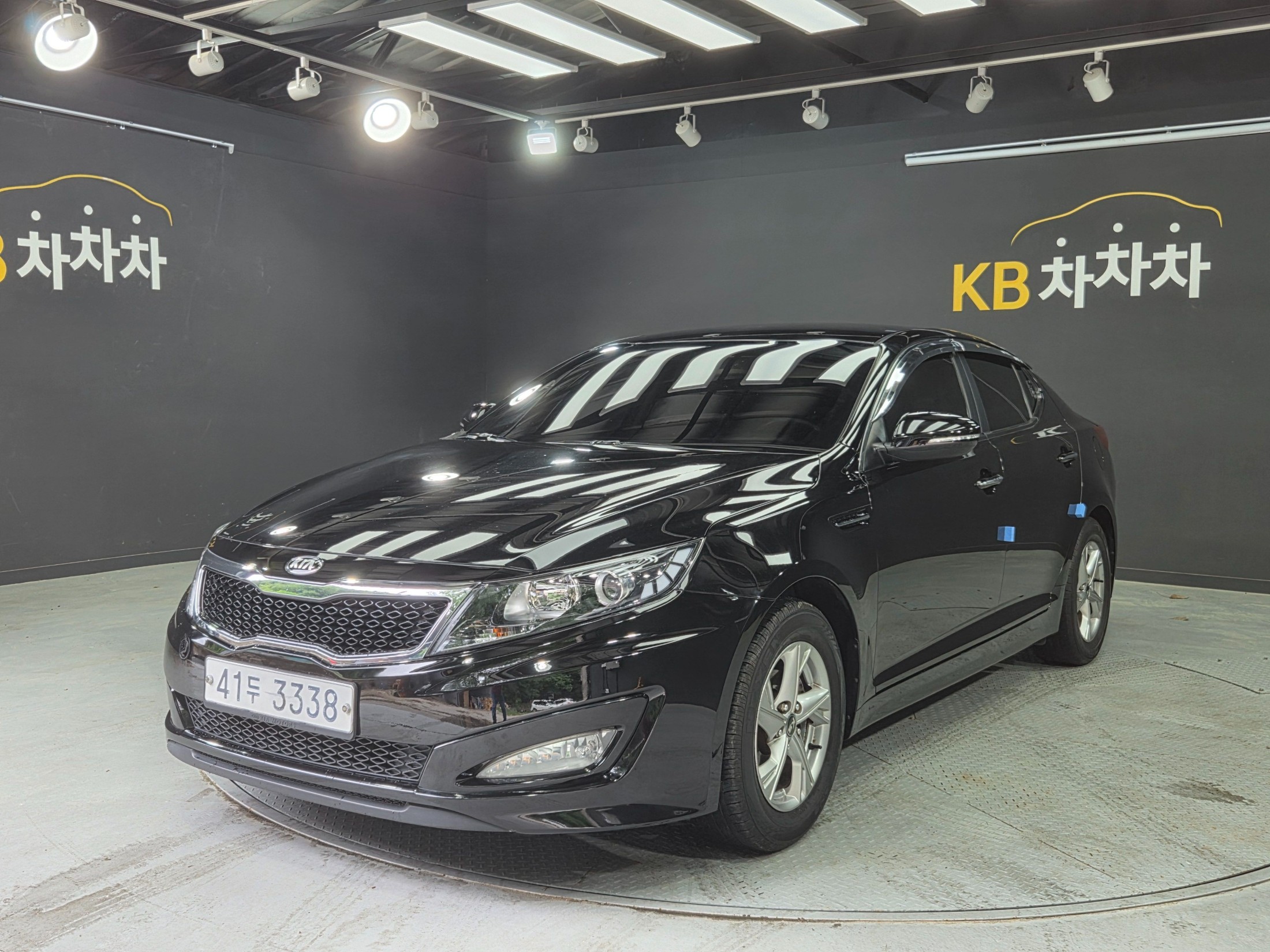 KIA K5