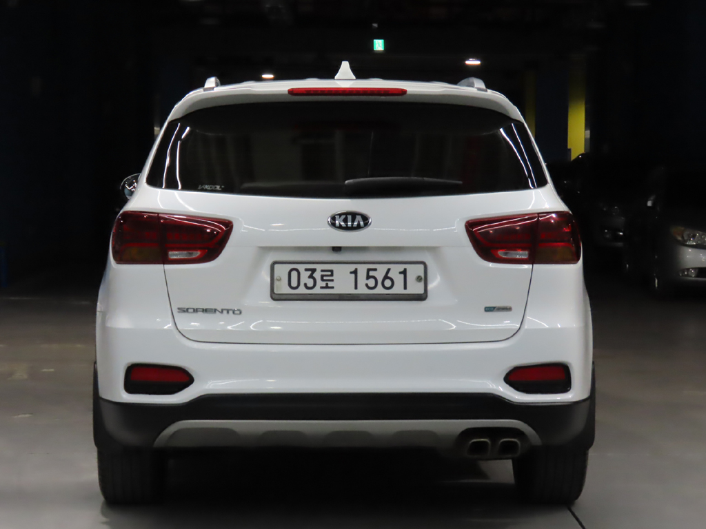 KIA SORENTO photo 3