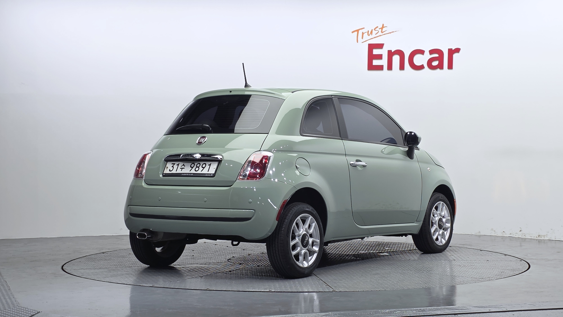 FIAT 500 photo 2