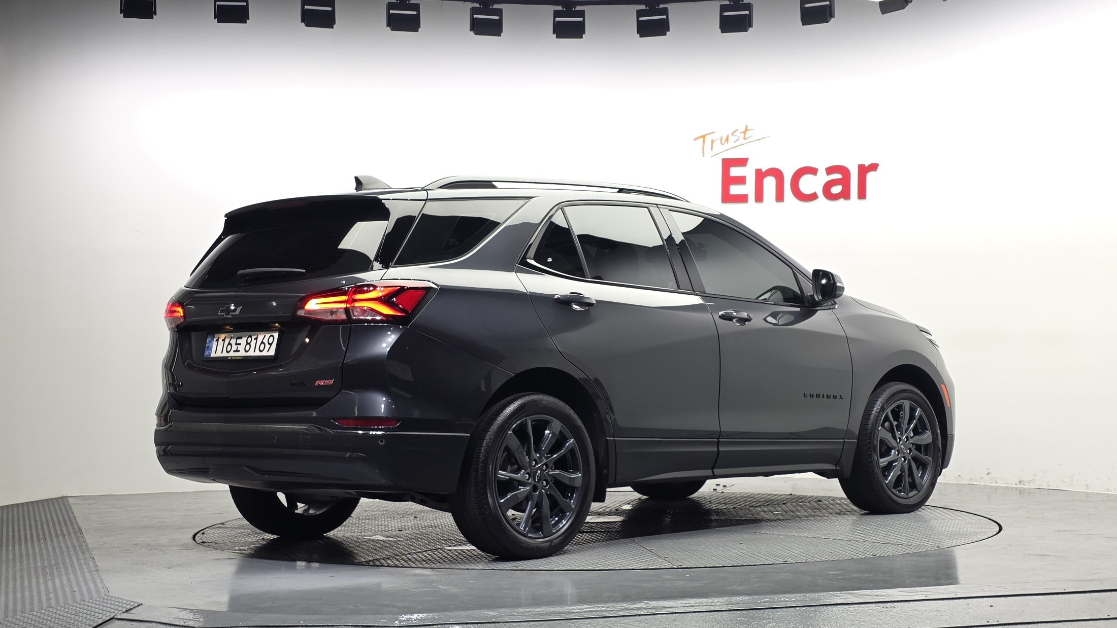 CHEVROLET EQUINOX photo 2
