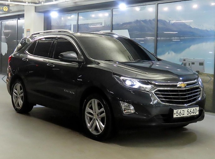 CHEVROLET EQUINOX photo 3