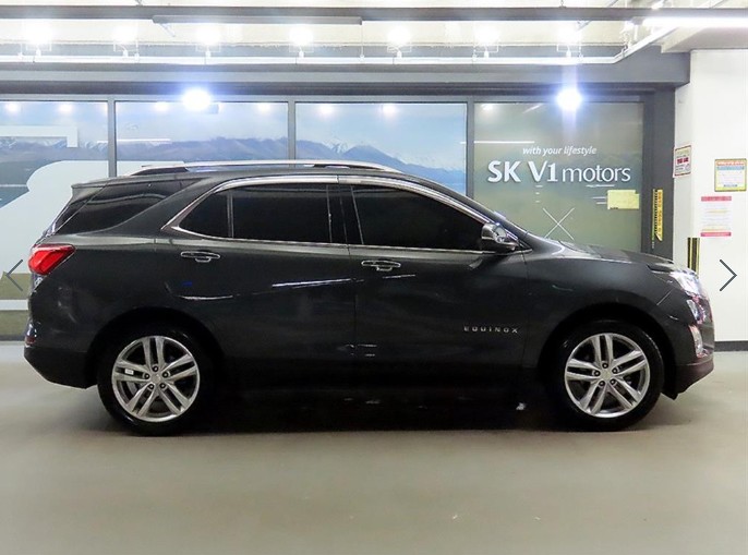 CHEVROLET EQUINOX photo 2