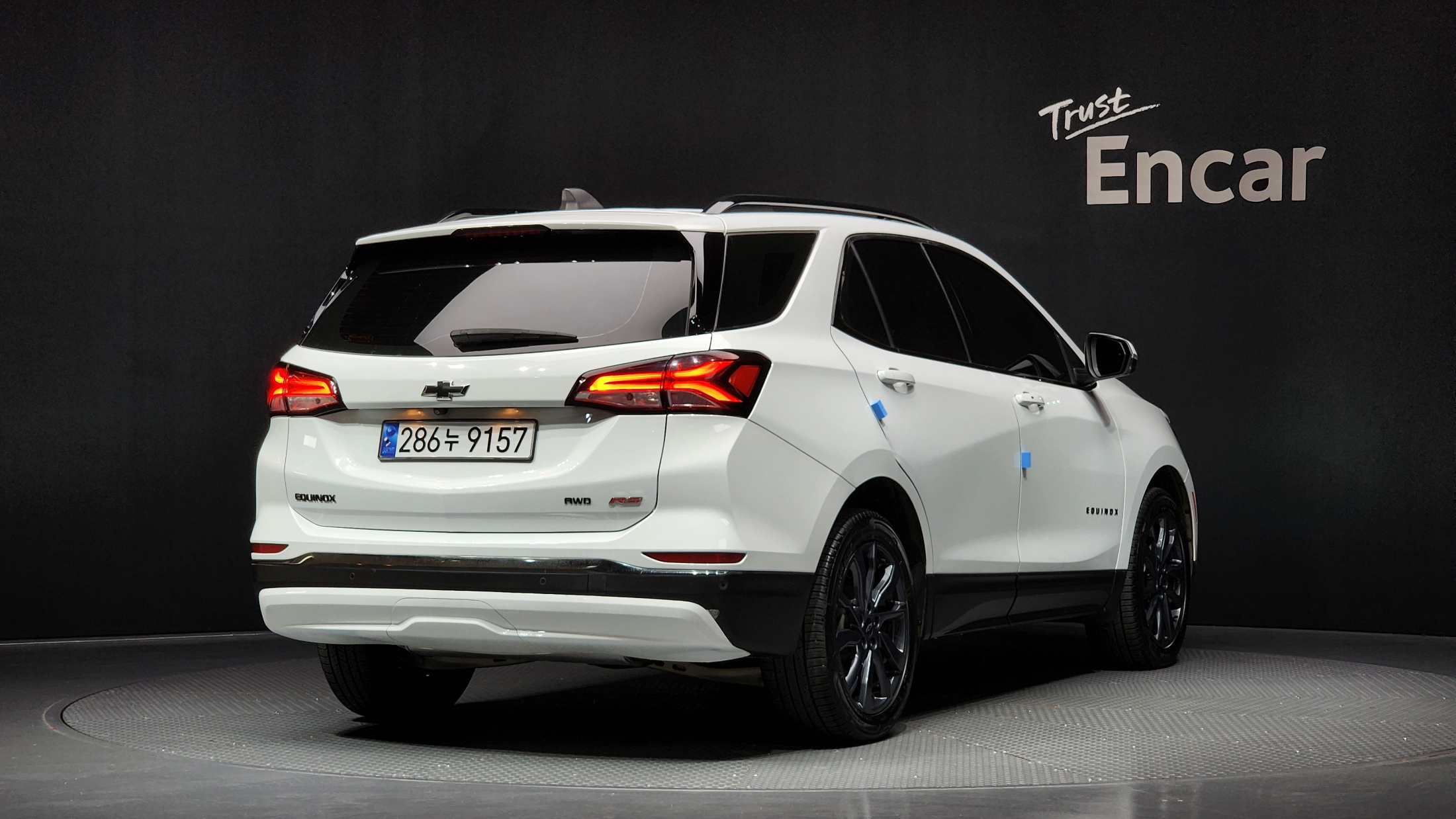 CHEVROLET EQUINOX photo 2