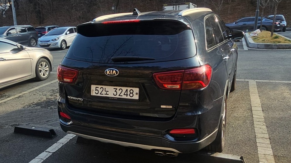 KIA SORENTO photo 3