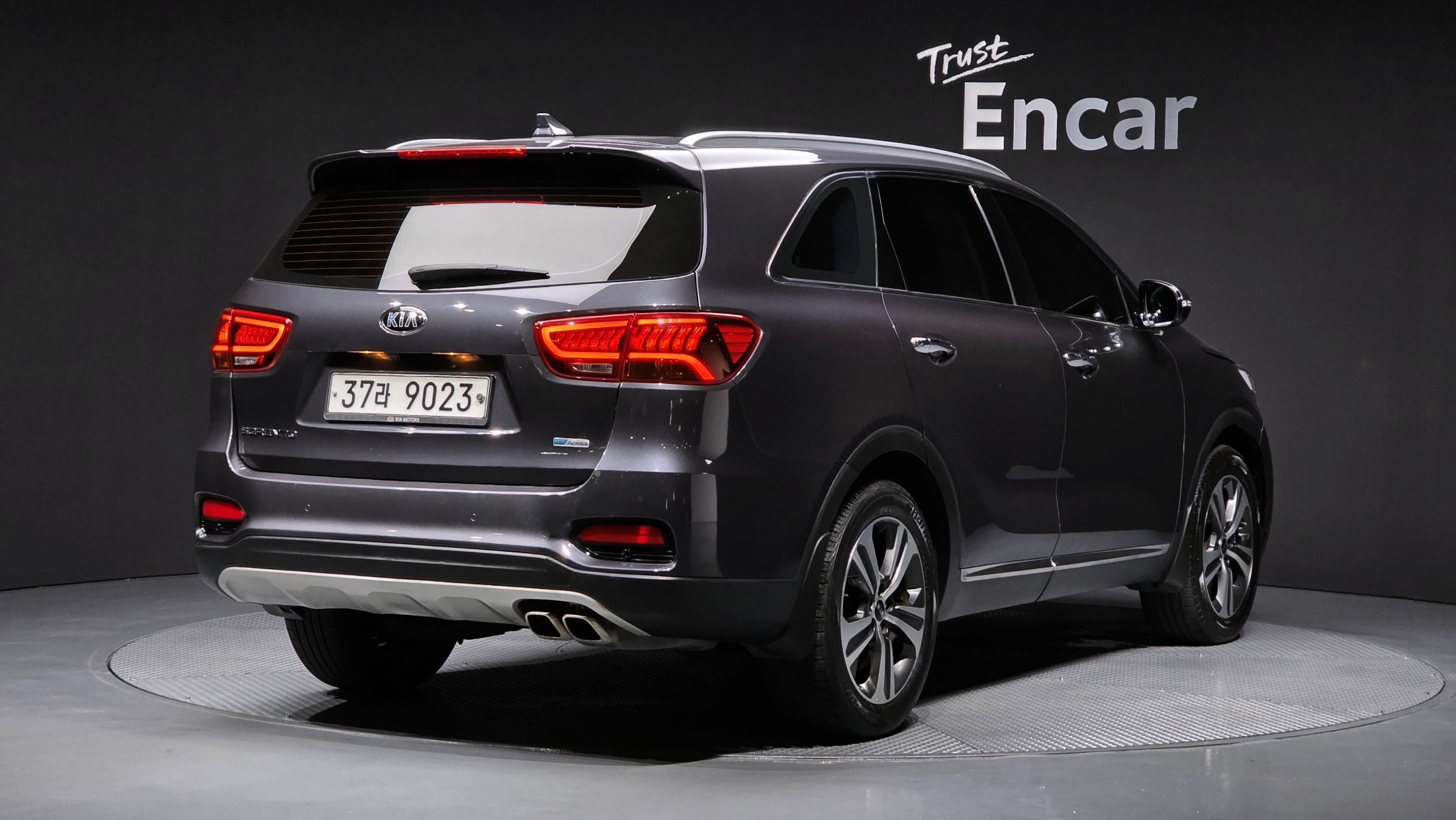 KIA SORENTO photo 2