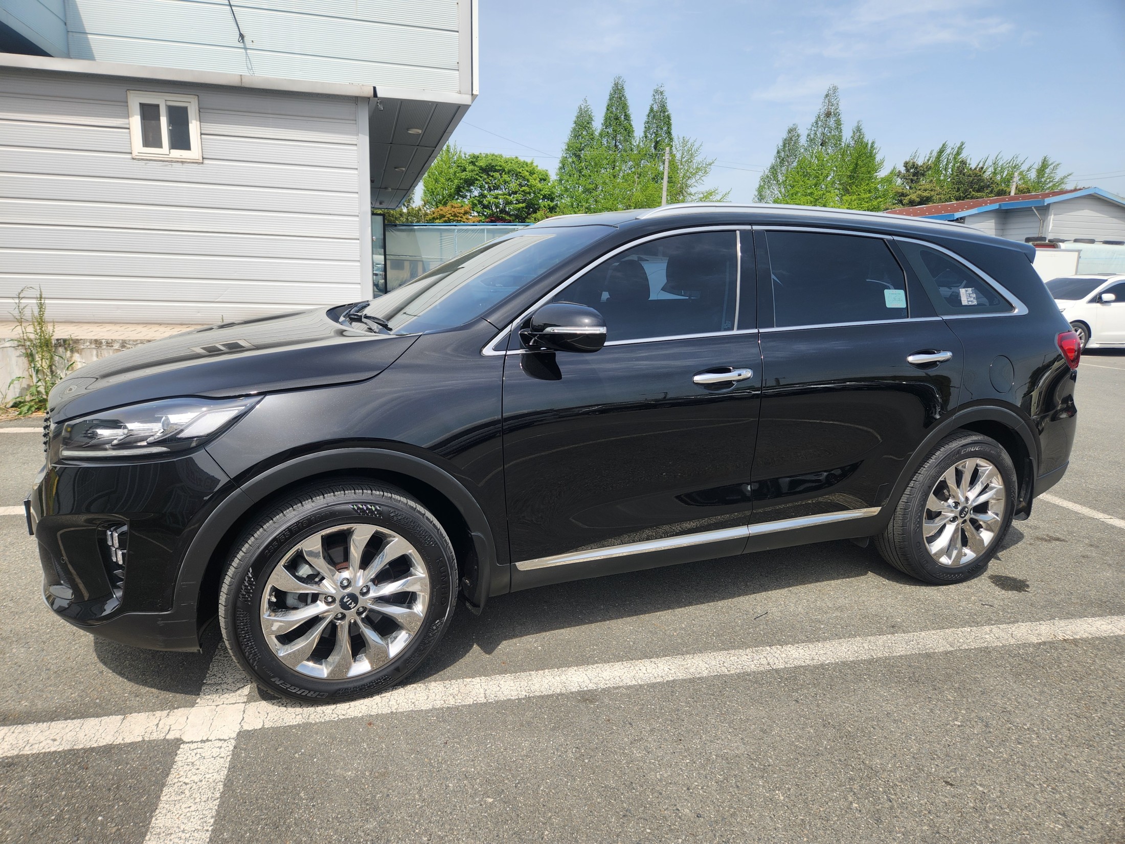 KIA SORENTO photo 2