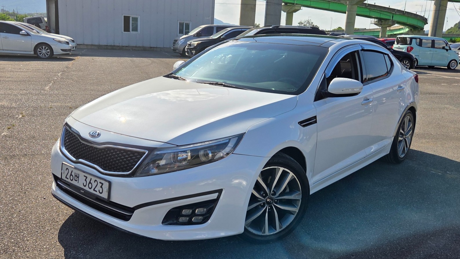 KIA K5