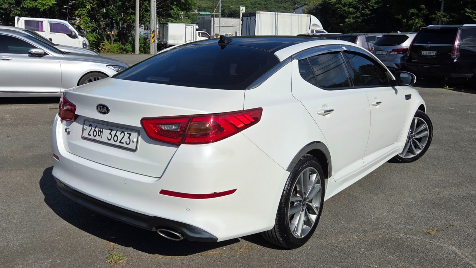KIA K5 photo 2