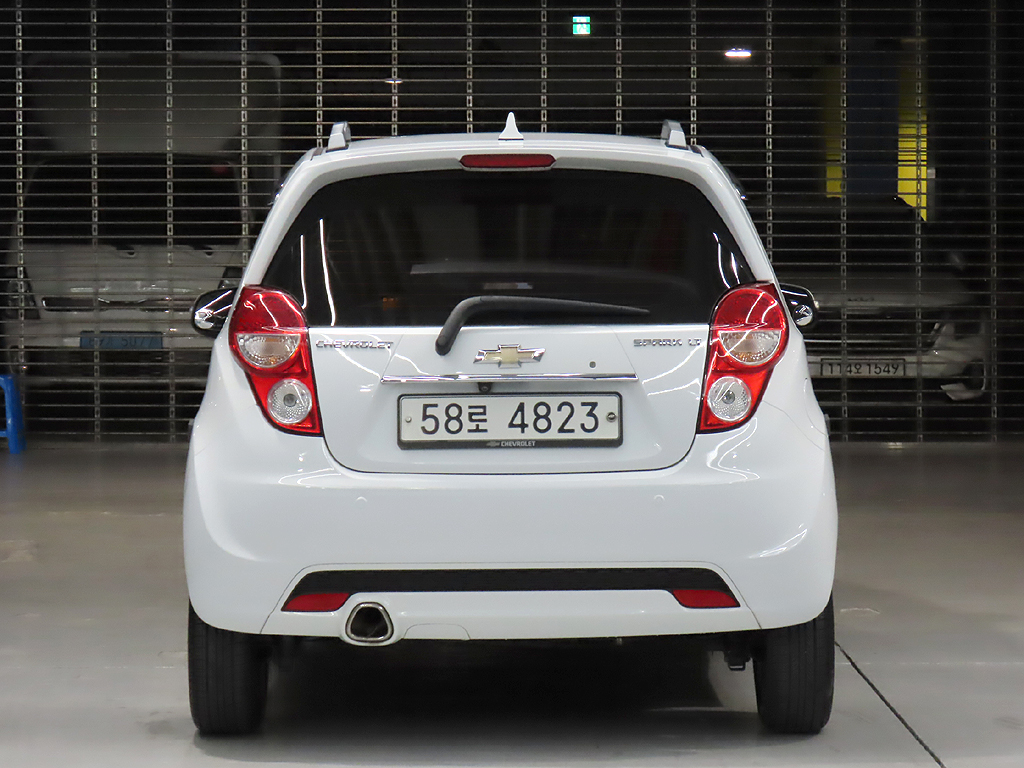 CHEVROLET SPARK photo 3