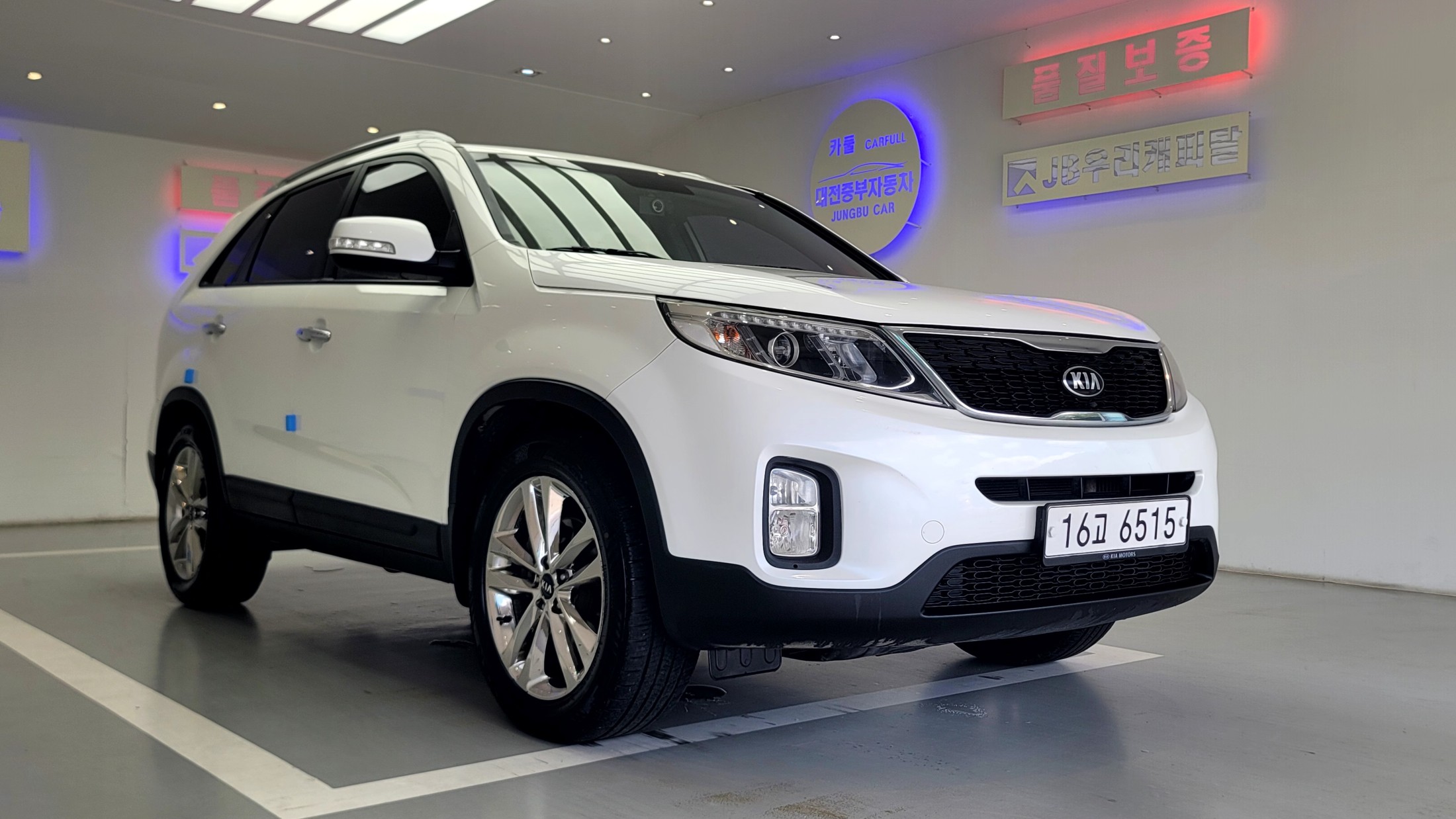 KIA SORENTO photo 3