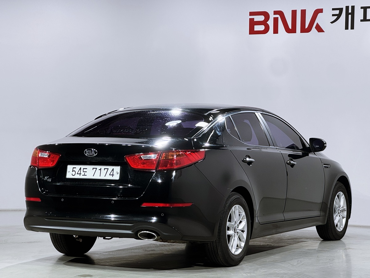 KIA K5 photo 2