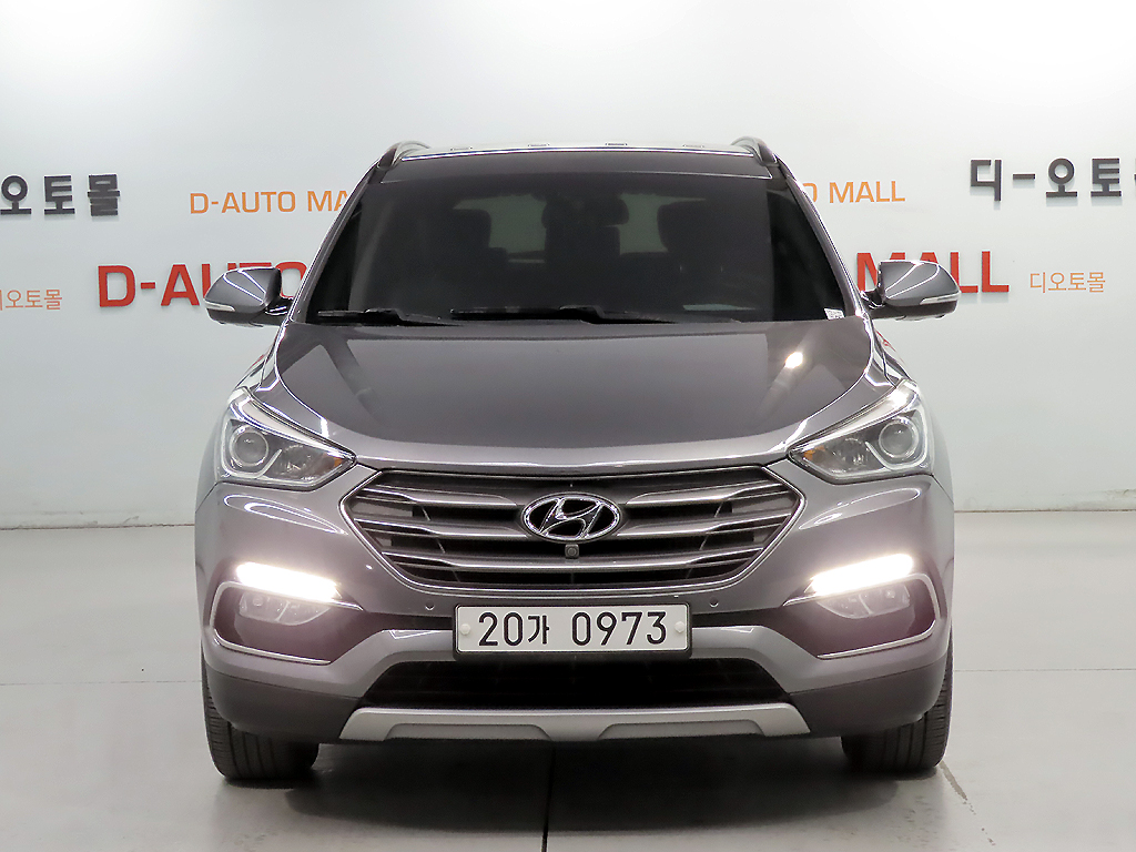 Mazda Bongo front view