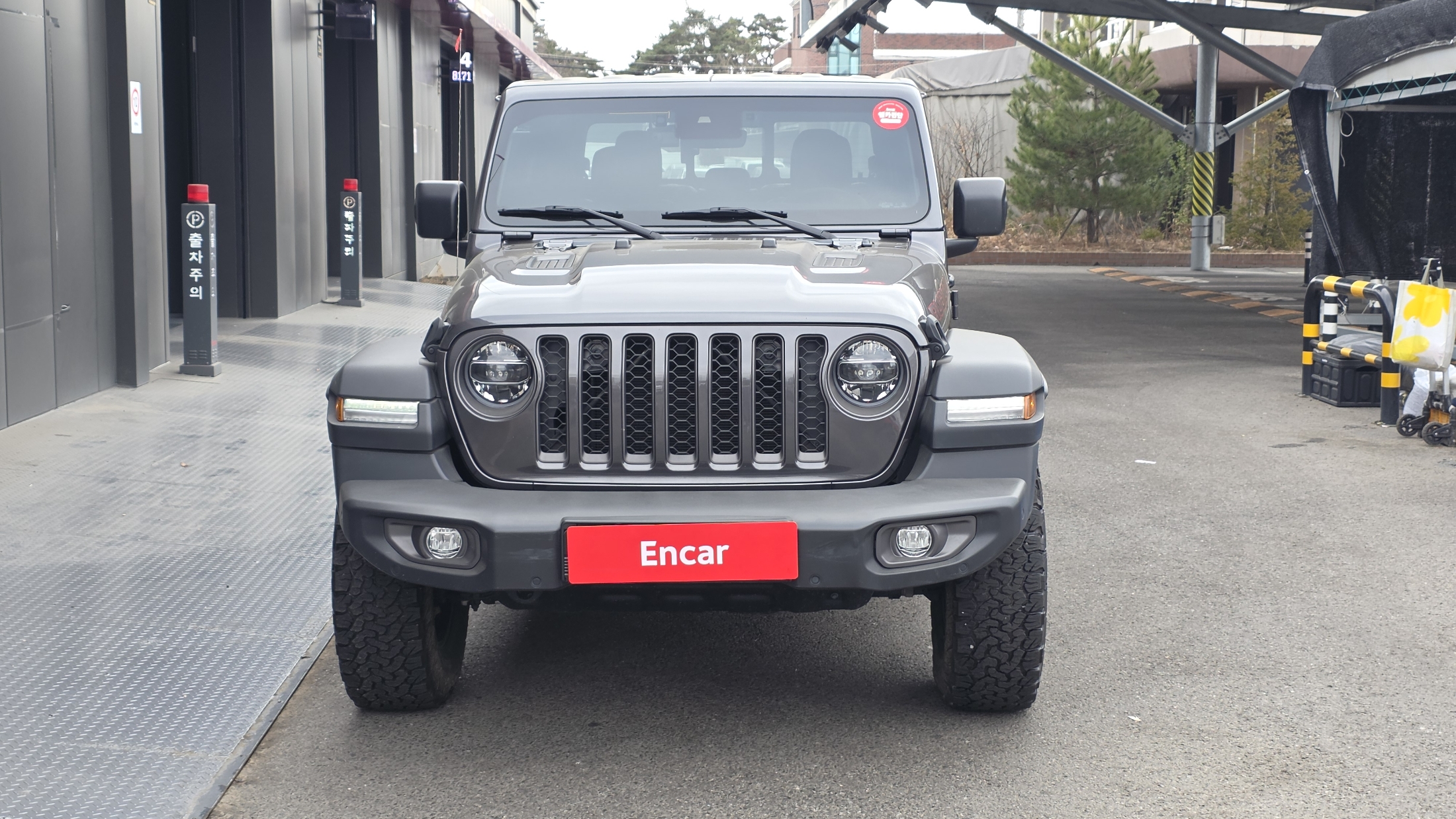 JEEP GLADIATOR photo 3