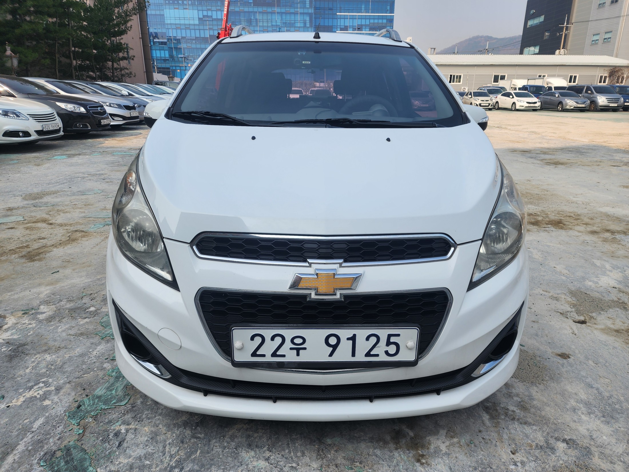 CHEVROLET SPARK photo 2