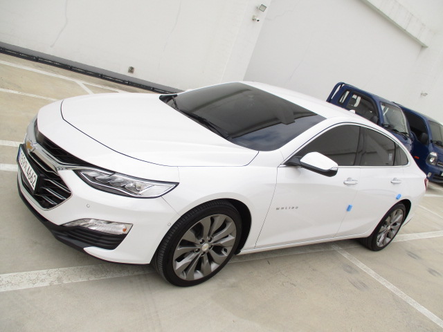 CHEVROLET MALIBU photo 2