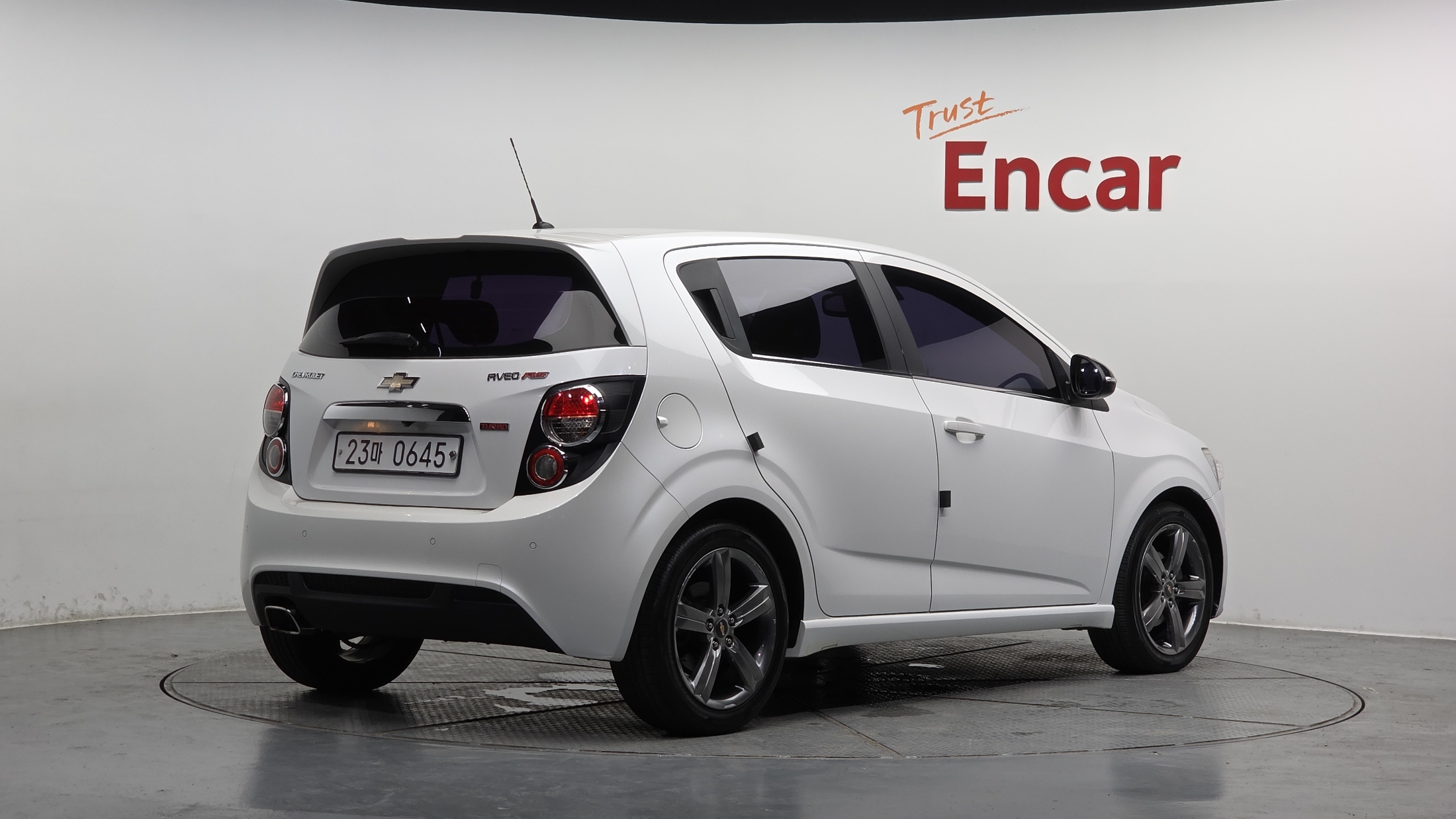 CHEVROLET AVEO photo 2