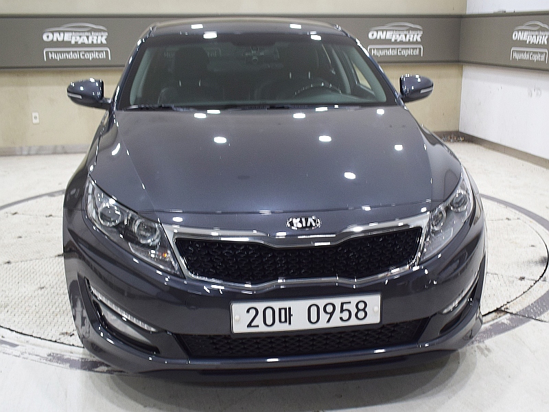 KIA K5 photo 2