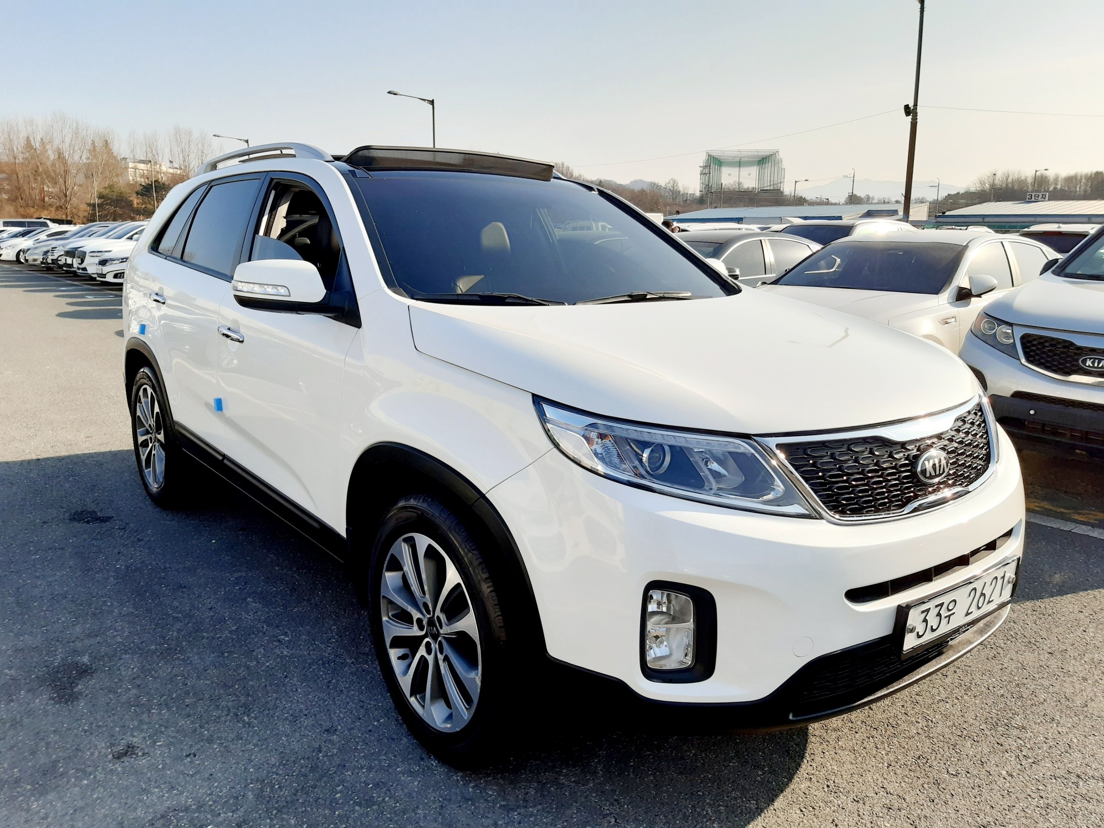 KIA SORENTO photo 3