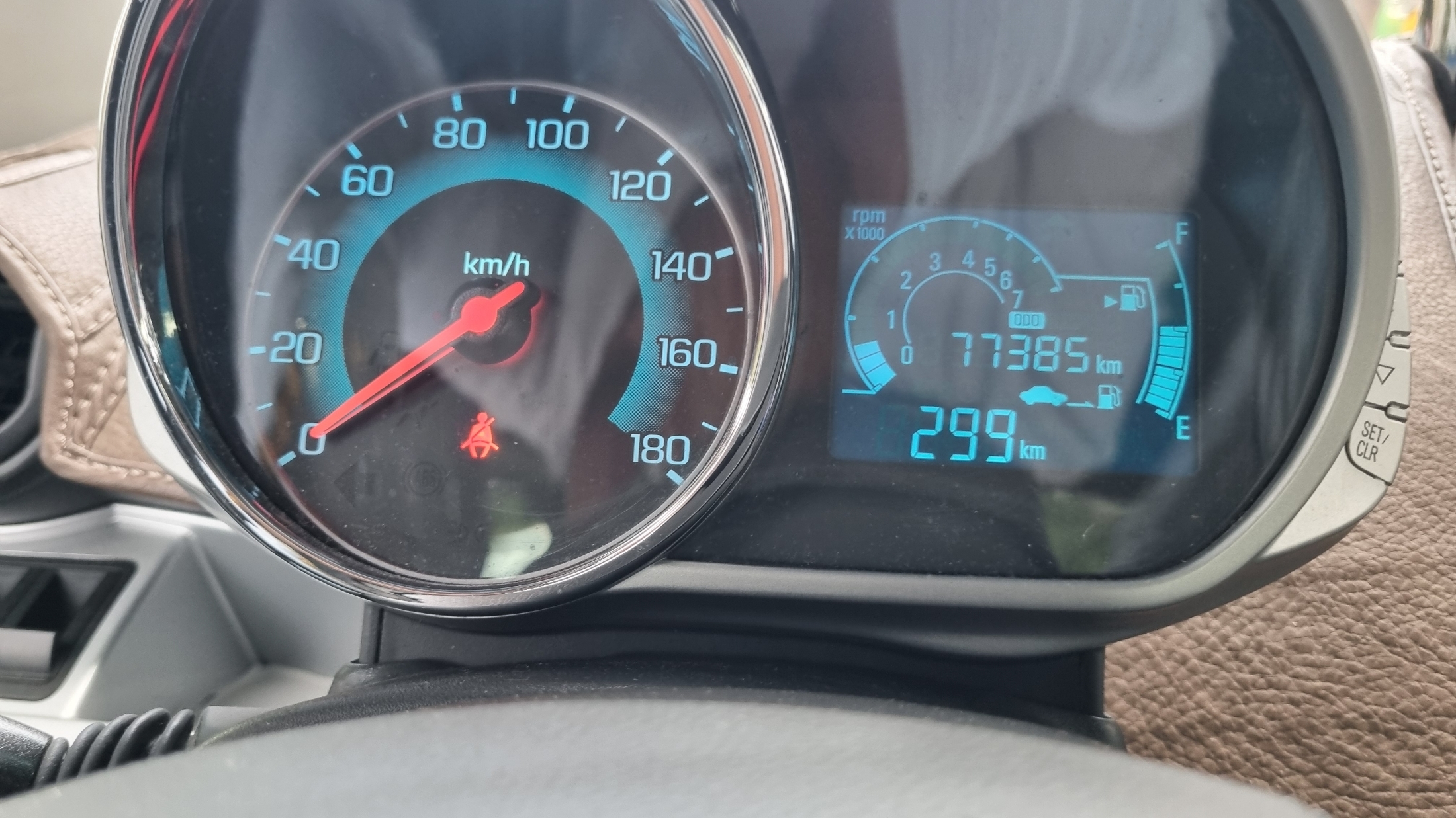 CHEVROLET SPARK photo 2