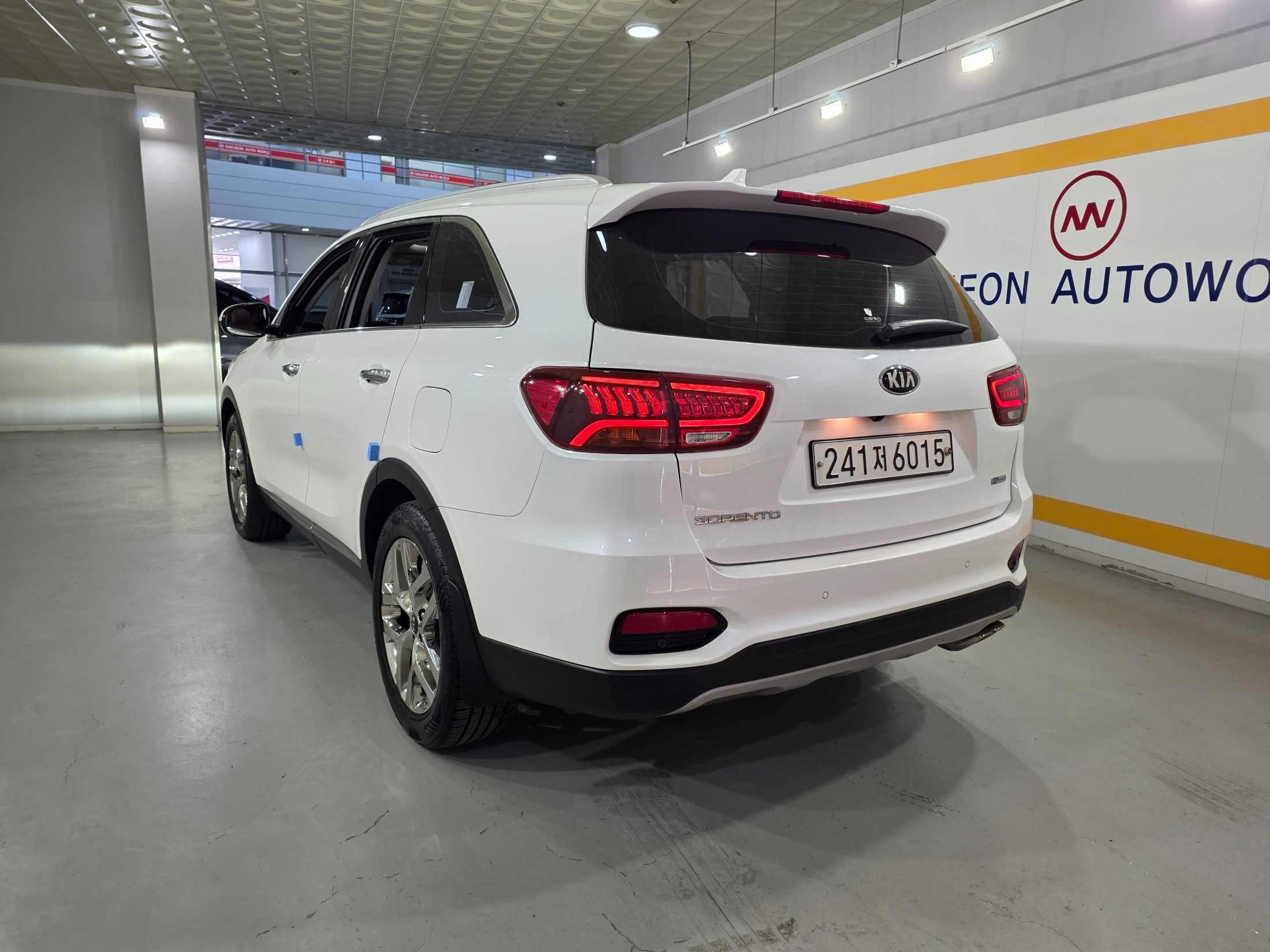 KIA SORENTO photo 3