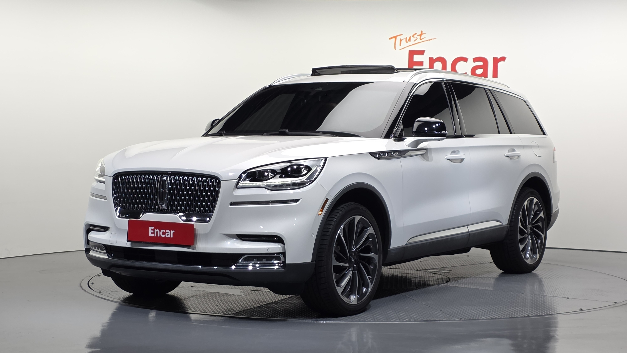 LINCOLN AVIATOR
