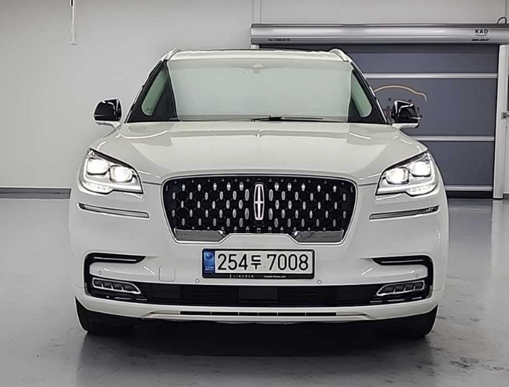 LINCOLN AVIATOR photo 2