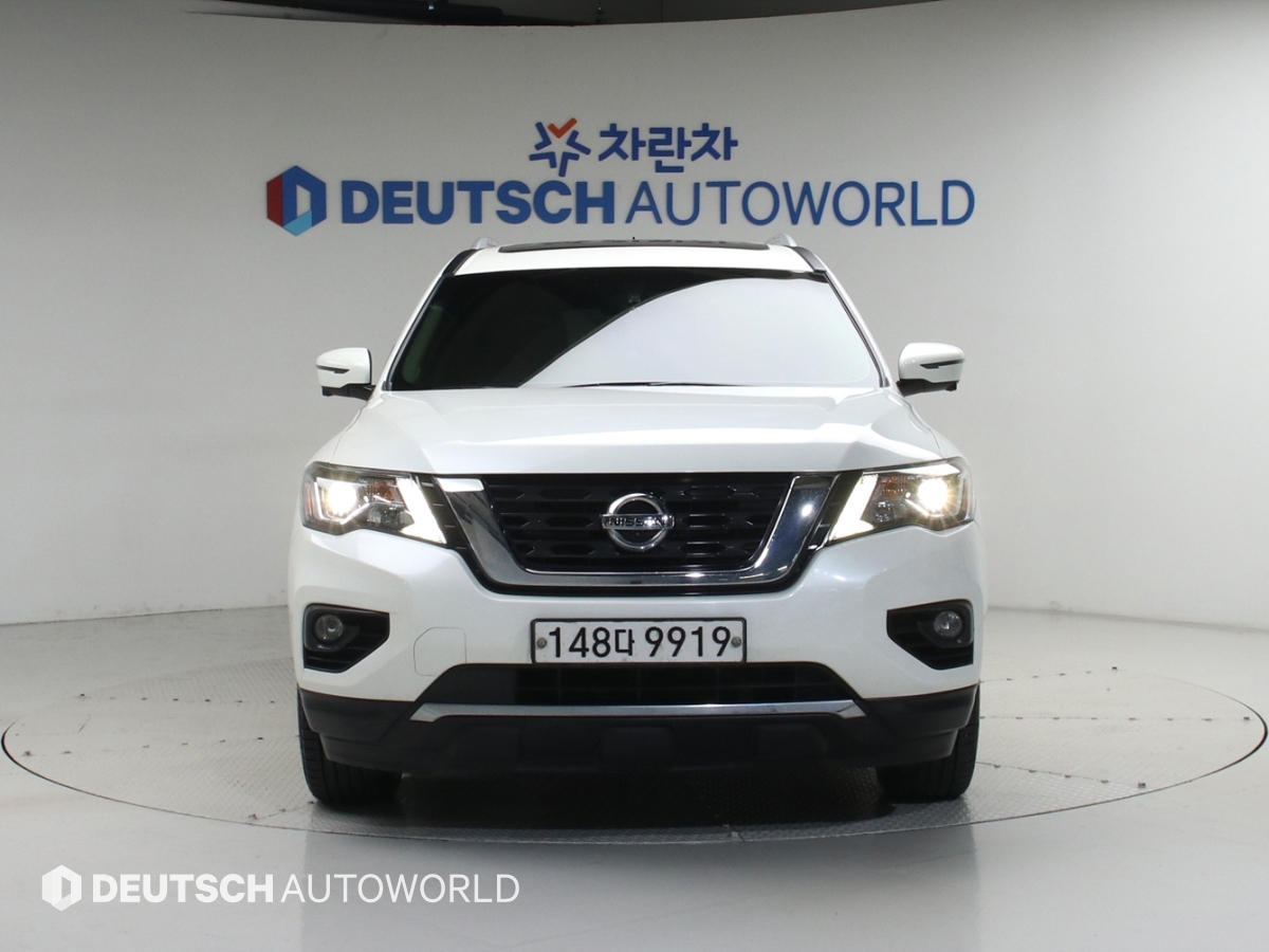 NISSAN PATHFINDER photo 3