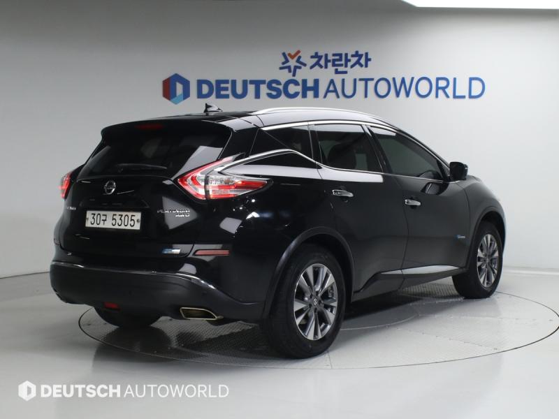 NISSAN MURANO photo 2