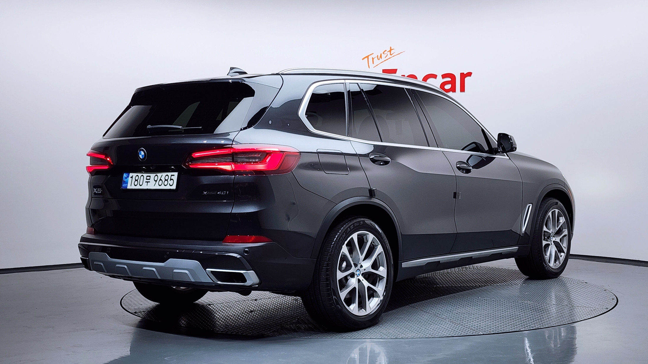BMW X5 photo 2