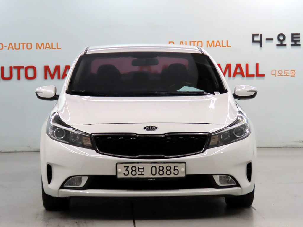 KIA K3 photo 2