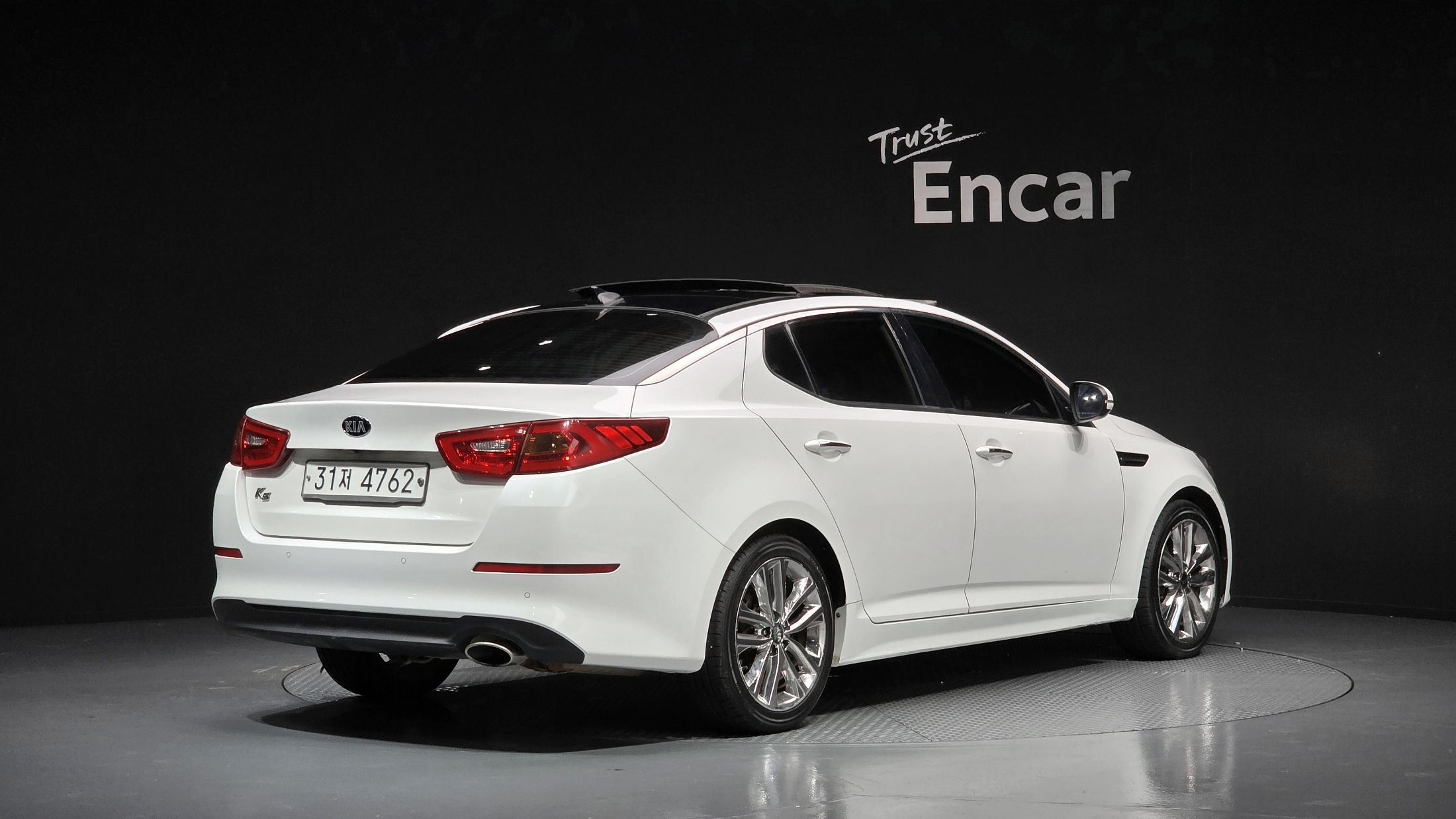 KIA K5 photo 2