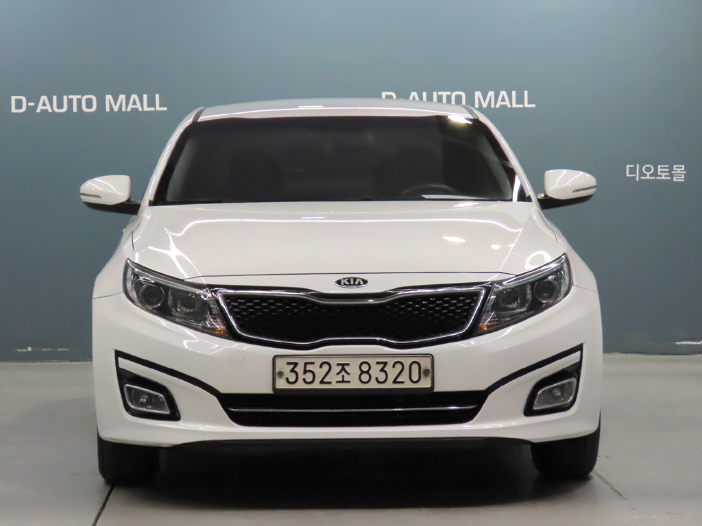 KIA K5 photo 2